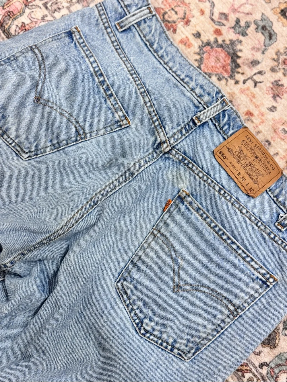 VTG Levi’s 550 | 100% Cotton RELAXED FIT | Men’s Jeans ~ Size W36 L32